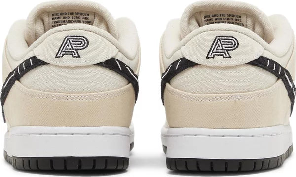 Nike SB Dunk Low x Albino & Preto Pearl White - Genuineauthenticbrand  