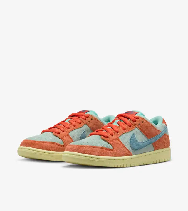 Nike SB Dunk Low Orange and Emerald Rise Nike Genuineauthenticbrand