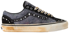 SATOSHI NAKAMOTO x Vans Old Skool Reissue 36 'Speckled Moving Blanket Grey' sneaker in speckled grey suede with tonal Vans side stripe and vulcanized sole.


