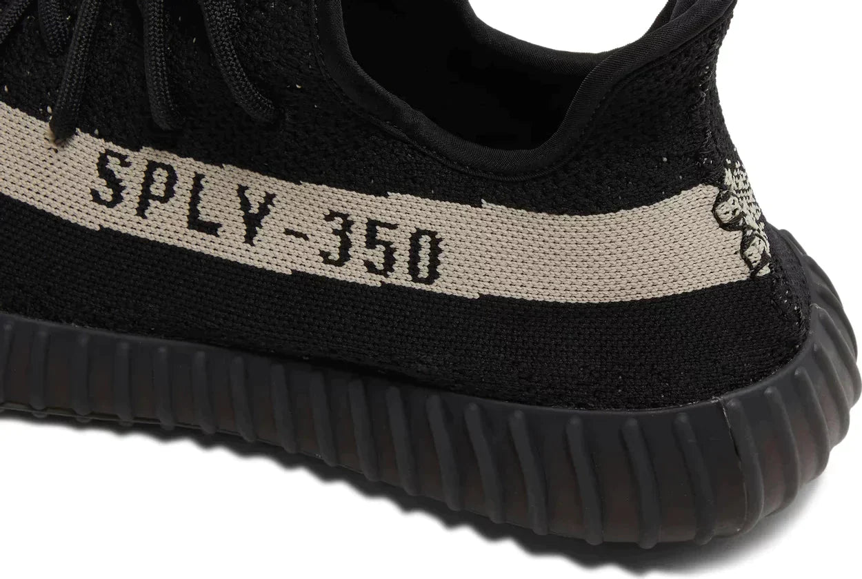 adidas Yeezy Boost 350 V2 