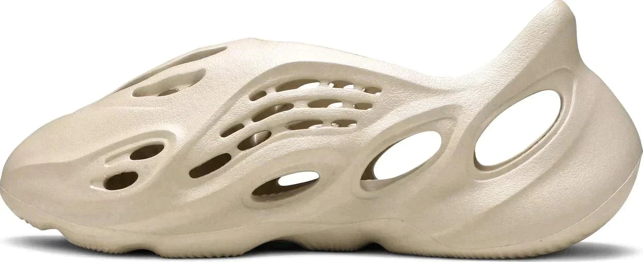 adidas Yeezy Foam RNNR 