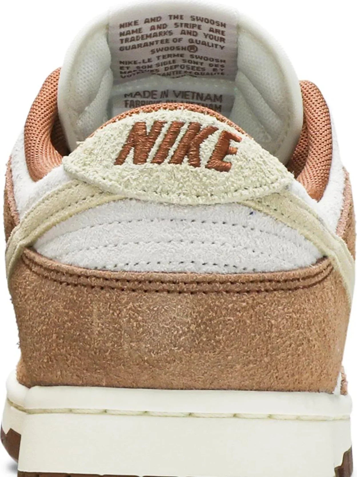 Nike Dunk SB Medium Curry (2021) Sneakers for Men - Genuineauthenticbrand