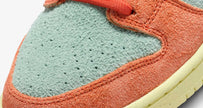 Nike SB Dunk Low Orange and Emerald Rise Nike Genuineauthenticbrand