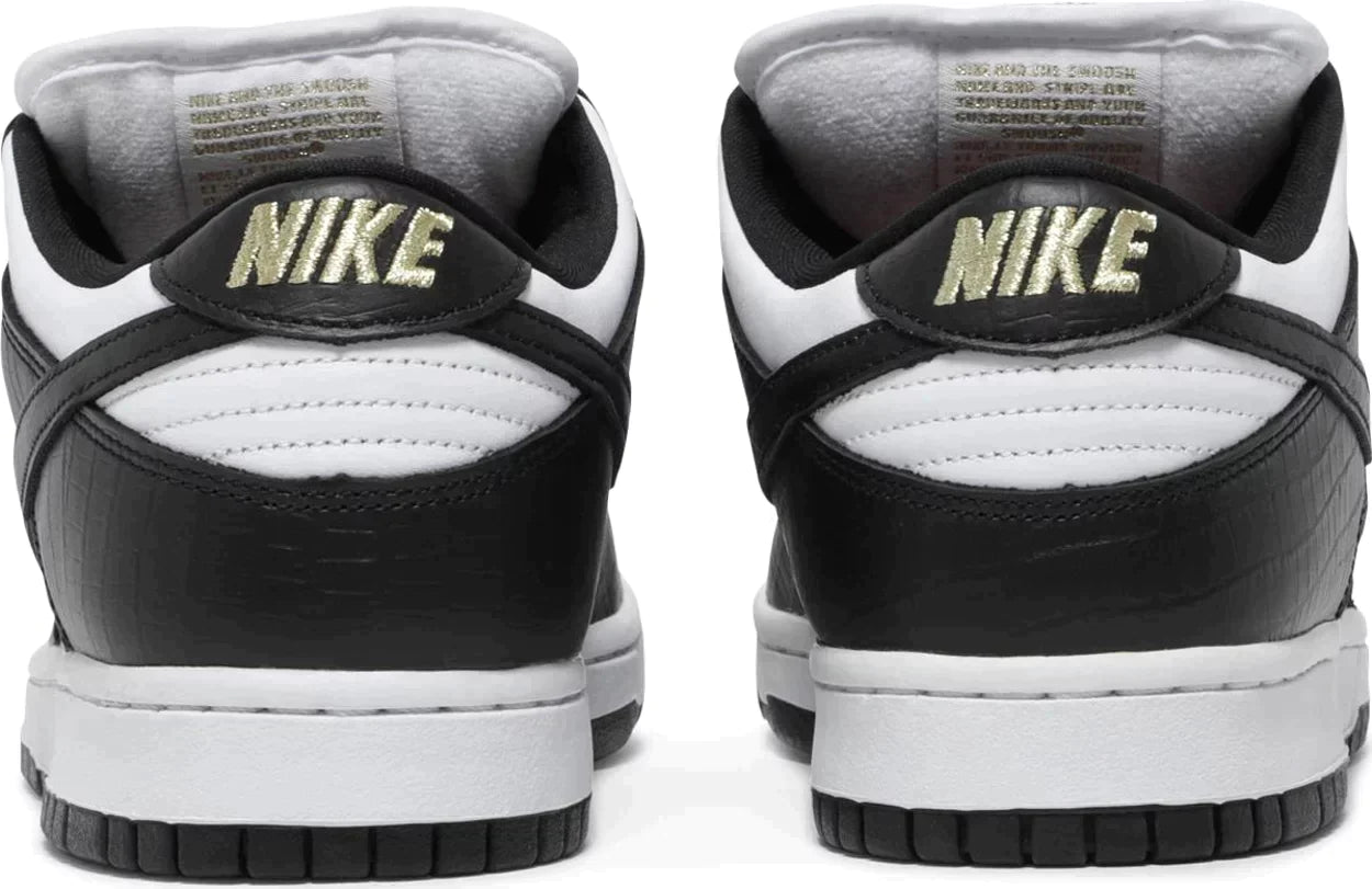 Nike SB Dunk Low Supreme Stars SB QS 'Black' (2021) Sneakers - Genuineauthenticbrand